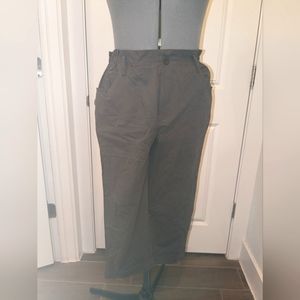 Army Green Cropped Elastic Waist Pants with Belt Loops and Pockets
